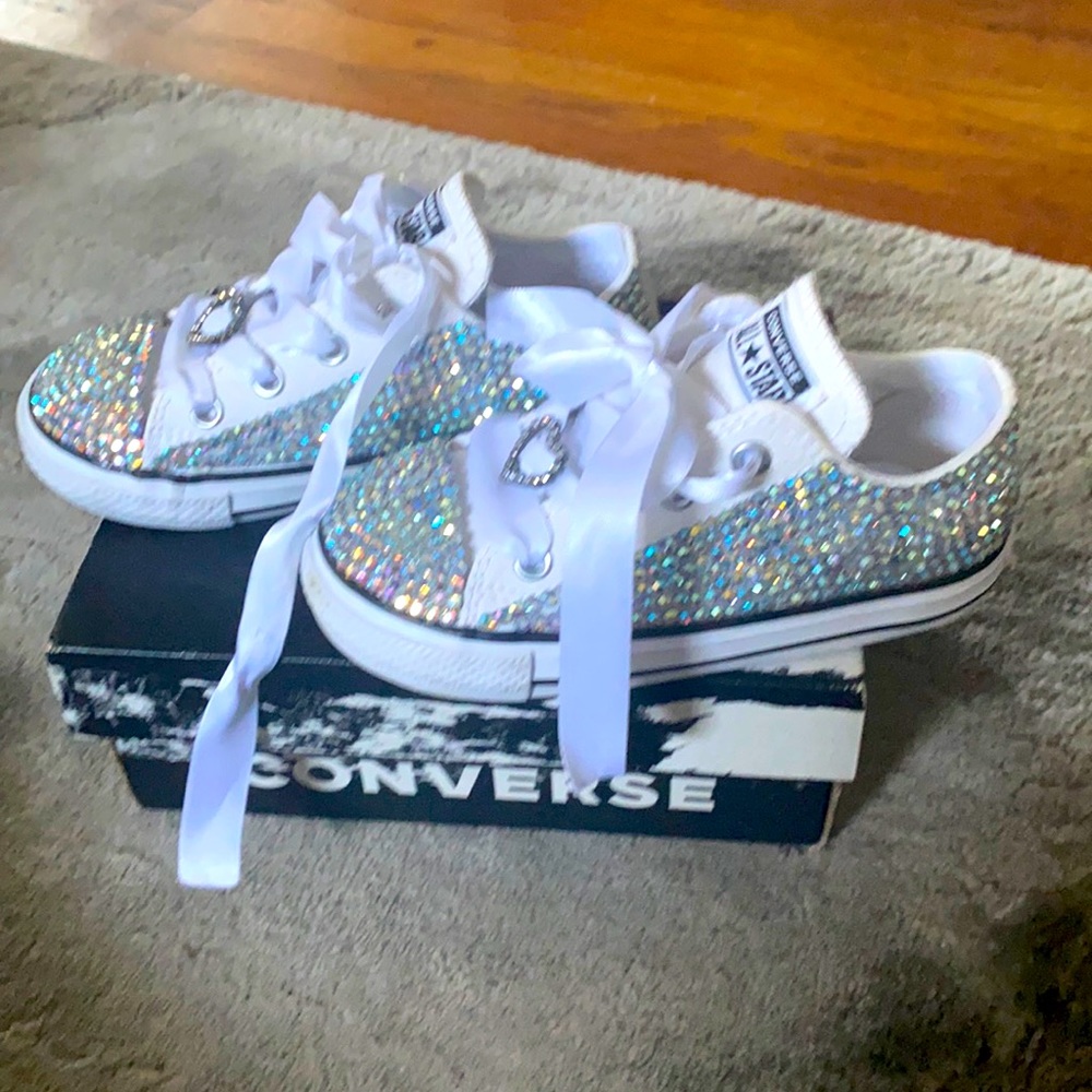 Toddler girls rhinestone converse size 8